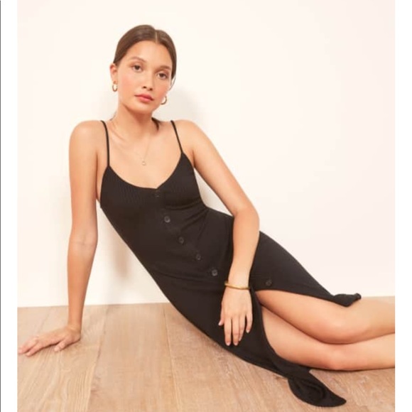 dark red hoco dresses